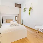 Penthouse Pyrinees , Terrace , Parking & Storage *