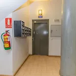 Penthouse Pyrinees , Terrace , Parking & Storage Apartment *