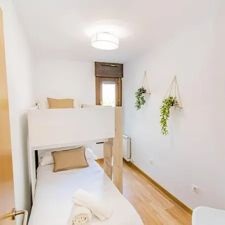 Apartment Penthouse Pyrinees , Terrace , Parking & Storage