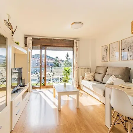 Penthouse Pyrinees , Terrace , Parking & Storage Apartment